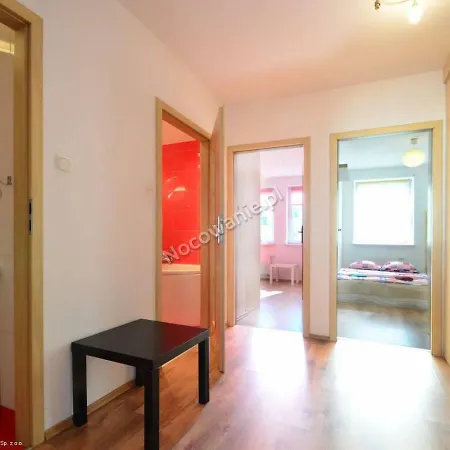 1080 Krolewska 19 - Tanie Pokoje - Samodzielne Zameldowanie - Self Check In Homestay Poznan